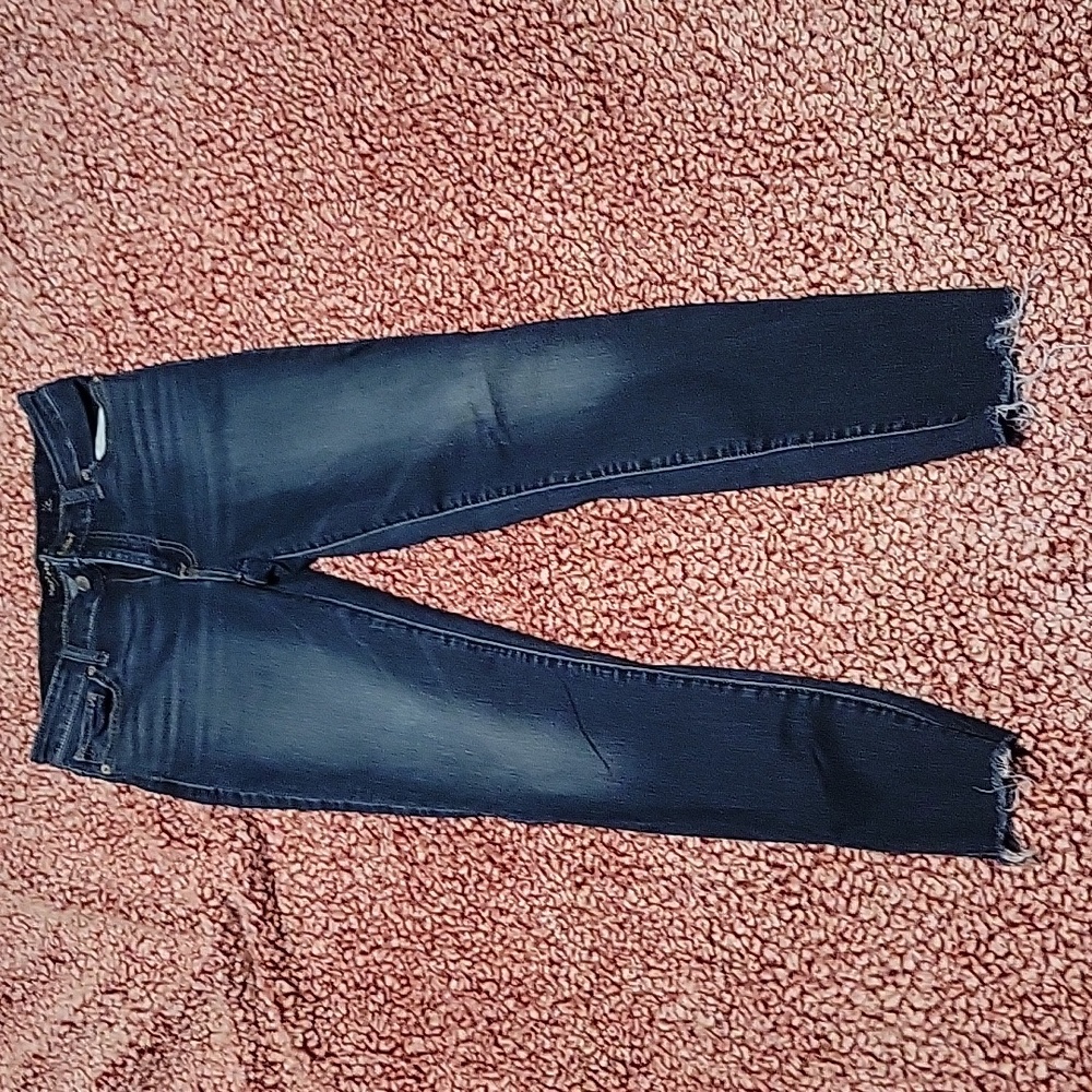 Lucky Brand (AVA) size 4/27